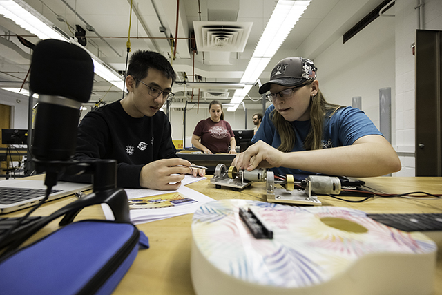 Students examine the irrational spectra of ball bearings to determine their damage during mechanical engineering music, vibrations, and frequency analysis lab.